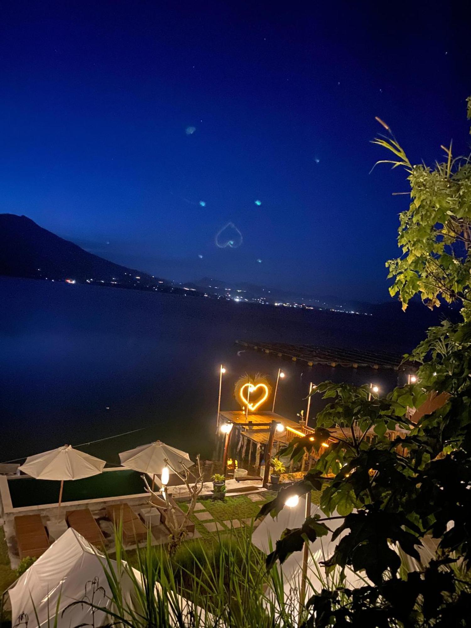 Emayan Glamping Kubupenlokan Εξωτερικό φωτογραφία